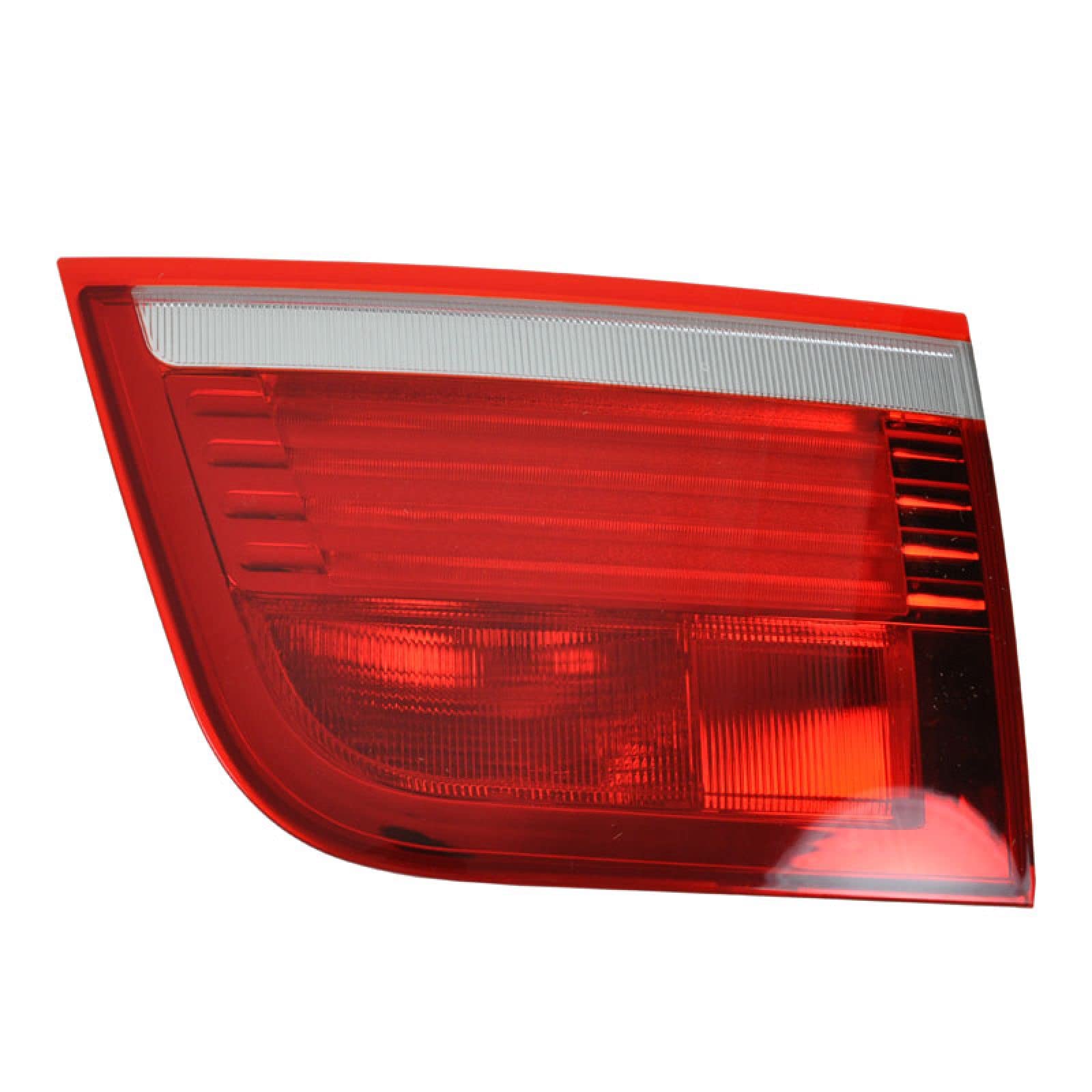 View of Right Tail Light Assembly EAGLE EYES BM186-B000R