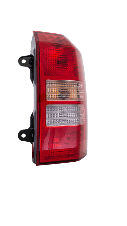 Angle View of Right Tail Light Assembly EAGLE EYES CS262-B000R