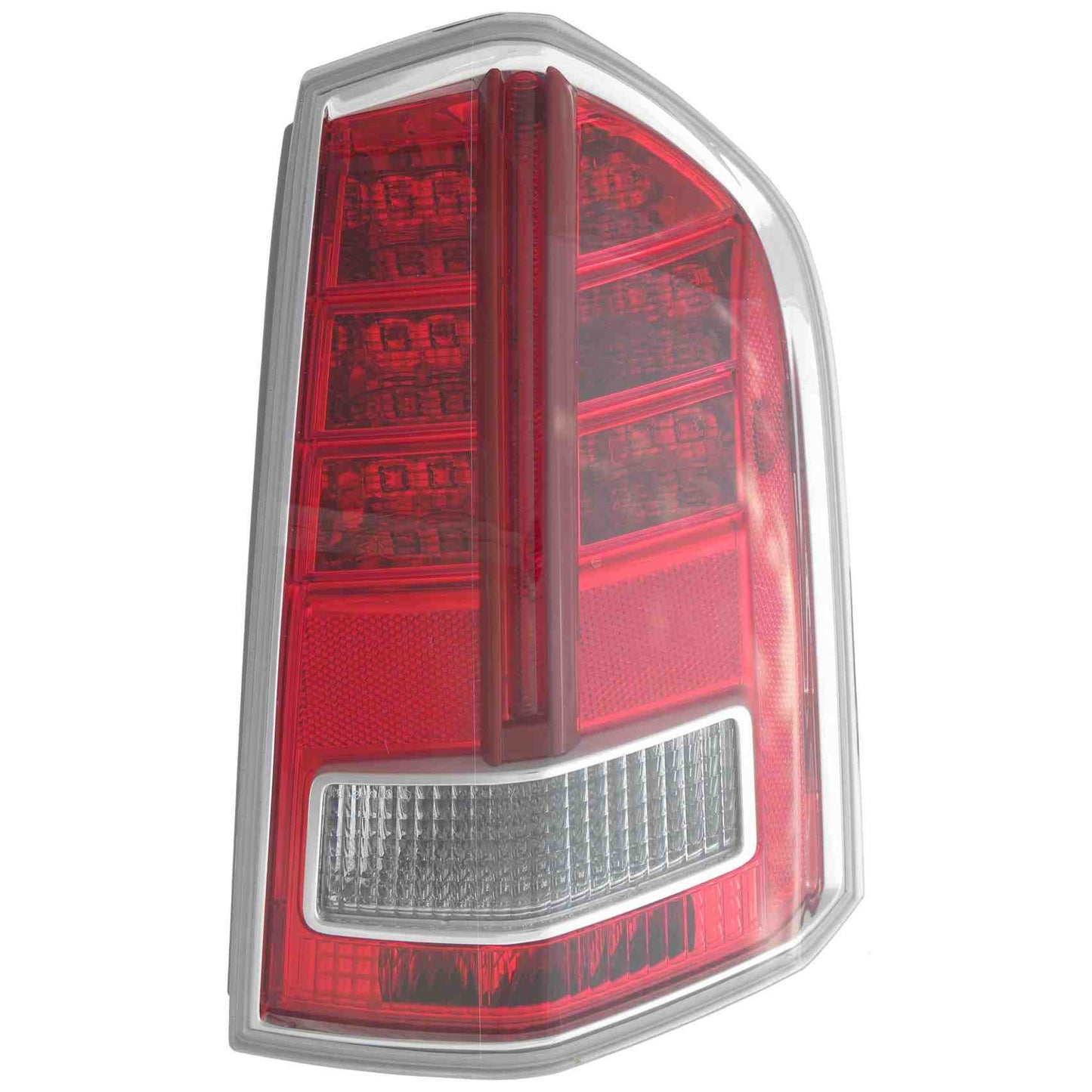 Front View of Right Tail Light Assembly EAGLE EYES CS352-B010R