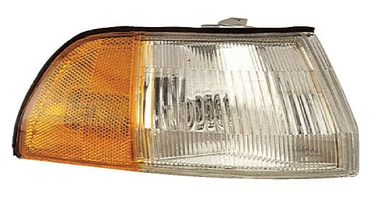 Front View of Front Right Side Marker Light Assembly EAGLE EYES HD154-B000R