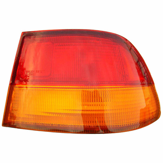 Front View of Right Tail Light Housing EAGLE EYES HD176-U000R