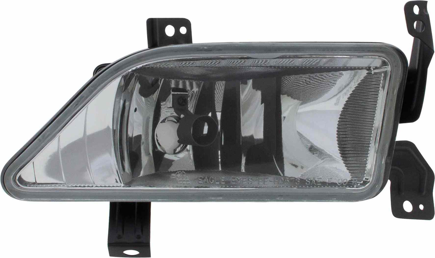 Front View of Right Fog Light Assembly EAGLE EYES HD573-U000R