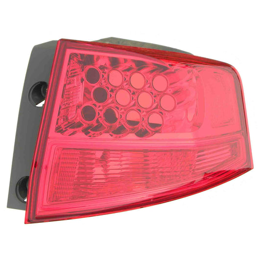 Front View of Right Tail Light Housing EAGLE EYES HD586-U000R