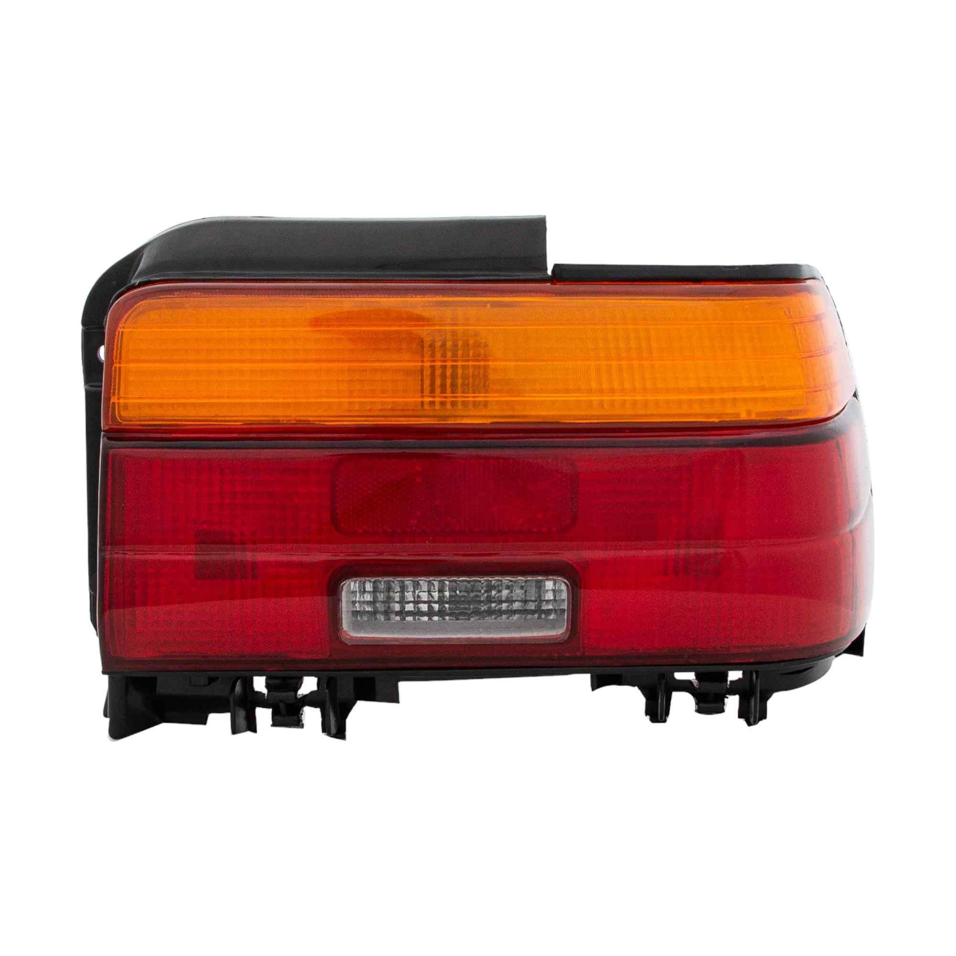 Front View of Right Tail Light Assembly EAGLE EYES TY419-B000R