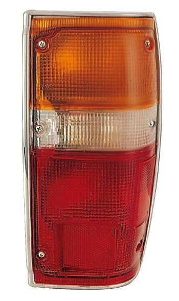 Front View of Right Tail Light Assembly EAGLE EYES TY424-B00CR