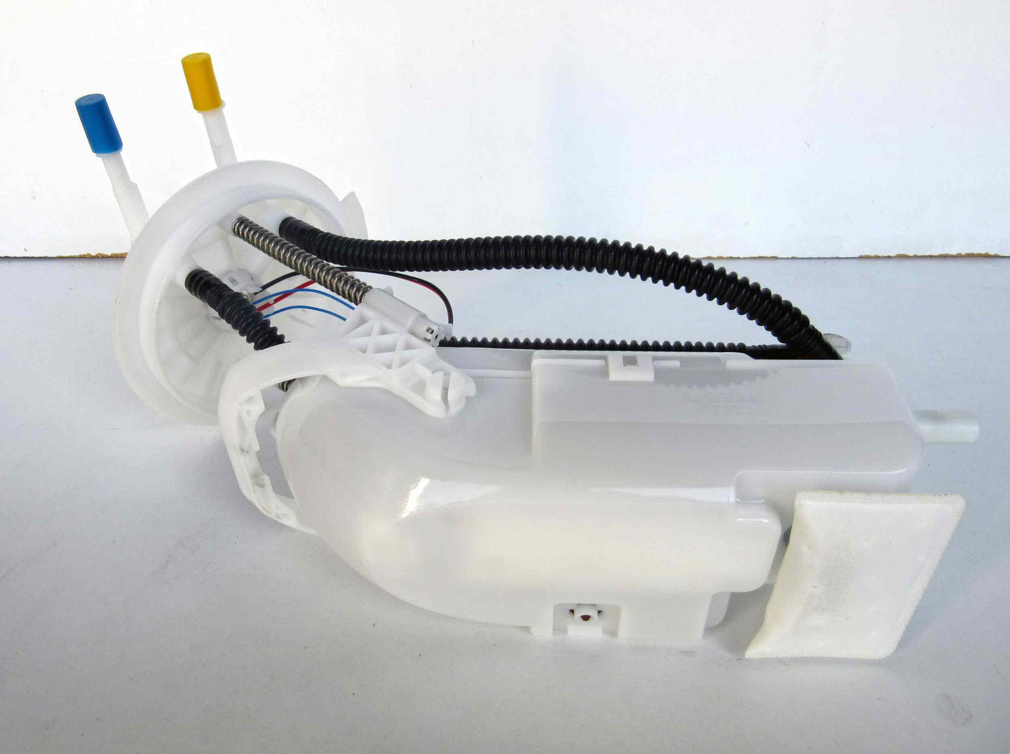 Back View of Fuel Pump Module Assembly AUTOBEST F2602A