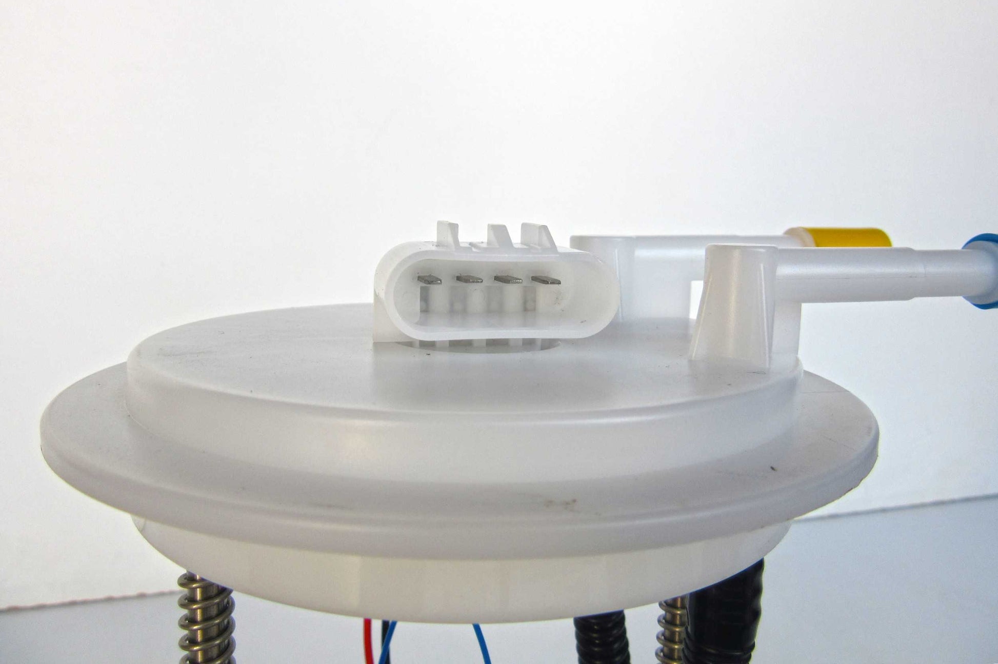 Side View of Fuel Pump Module Assembly AUTOBEST F2602A