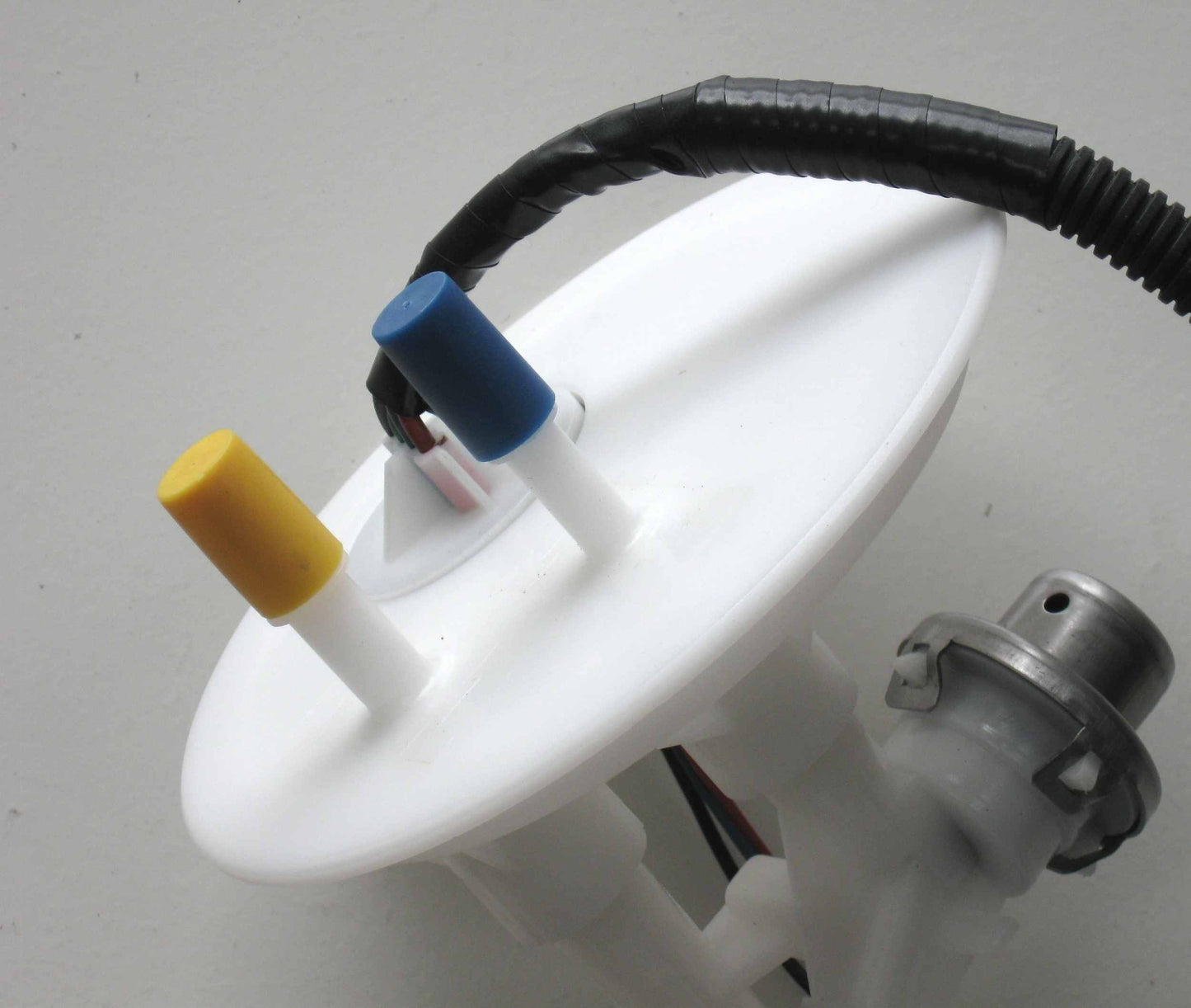 Top View of Fuel Pump Module Assembly AUTOBEST F3090A