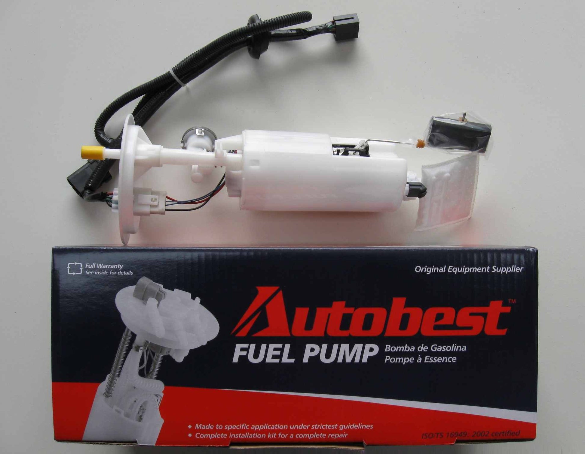 Package View of Fuel Pump Module Assembly AUTOBEST F3124A