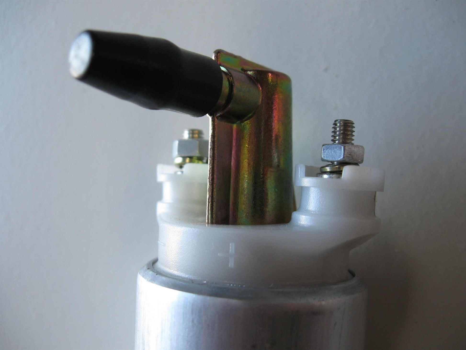 Top View of Electric Fuel Pump AUTOBEST F4290