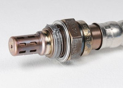 Angle View of Oxygen Sensor Bung Plug AC DELCO 213-4229