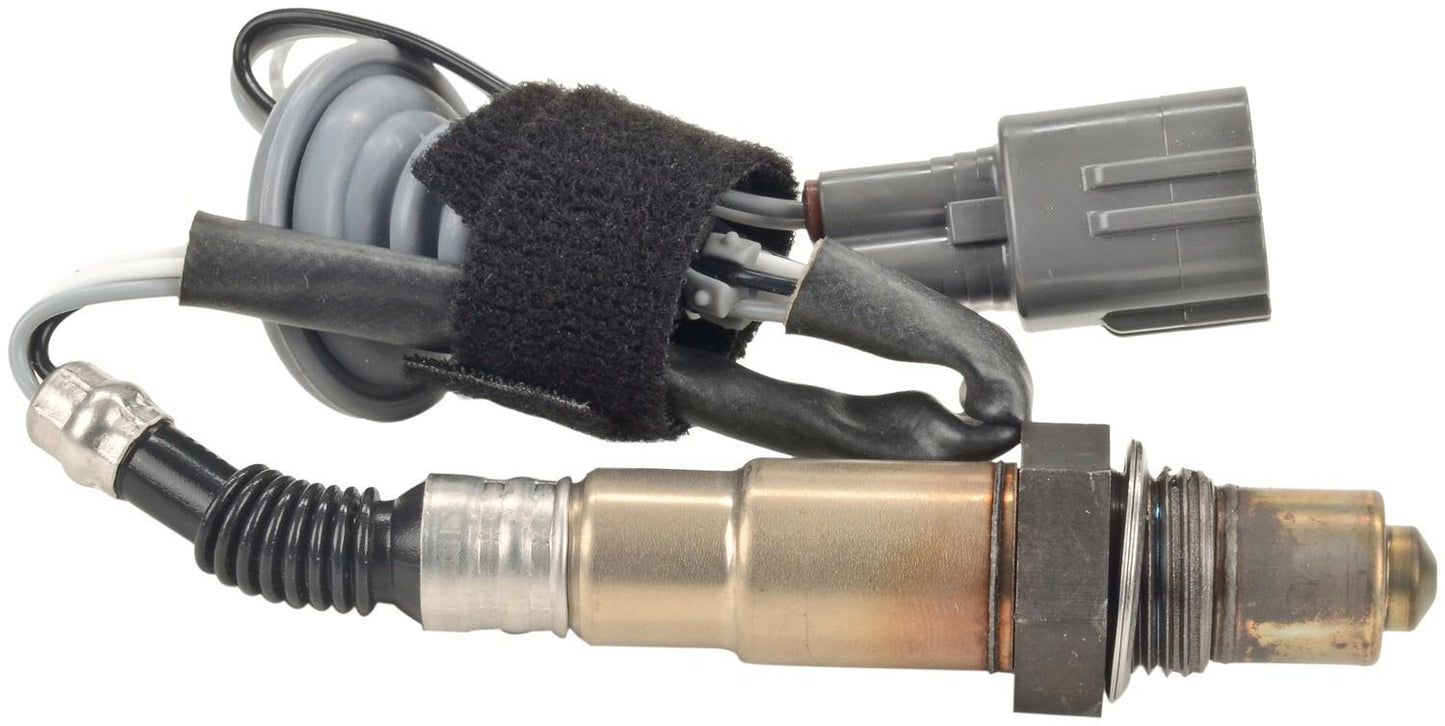 Right View of Downstream Oxygen Sensor BOSCH 13056