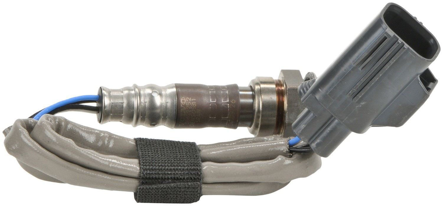 Right View of Downstream Oxygen Sensor BOSCH 13767