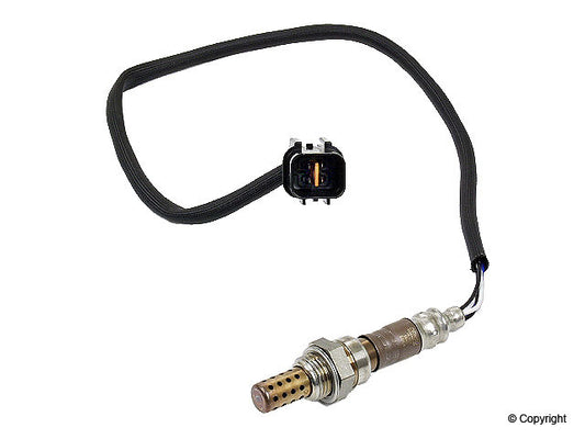 Top View of Left Oxygen Sensor BOSCH 13801