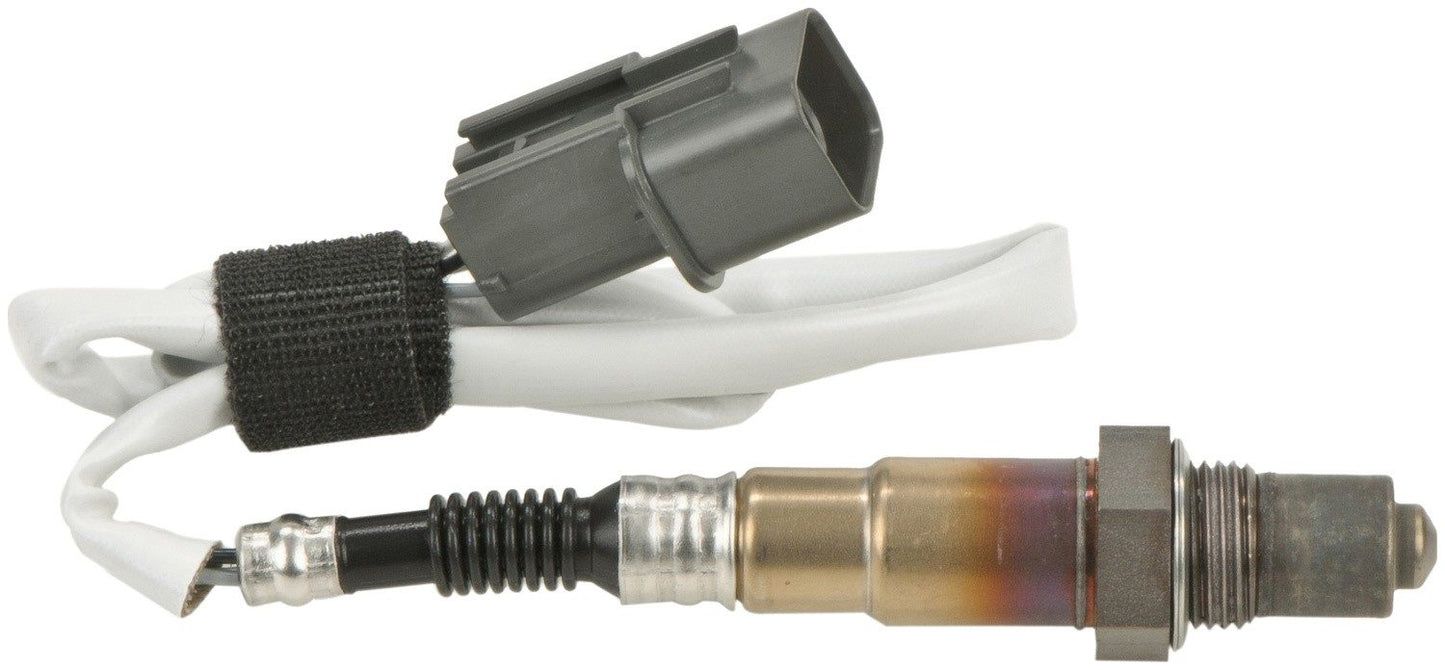 Right View of Downstream Right Oxygen Sensor BOSCH 13822