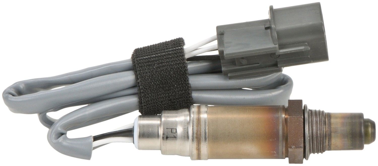 Right View of Left Oxygen Sensor BOSCH 15462