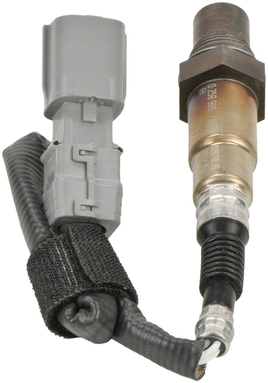 Back View of Downstream Left Oxygen Sensor BOSCH 15569