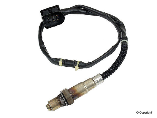 Top View of Right Oxygen Sensor BOSCH 17014