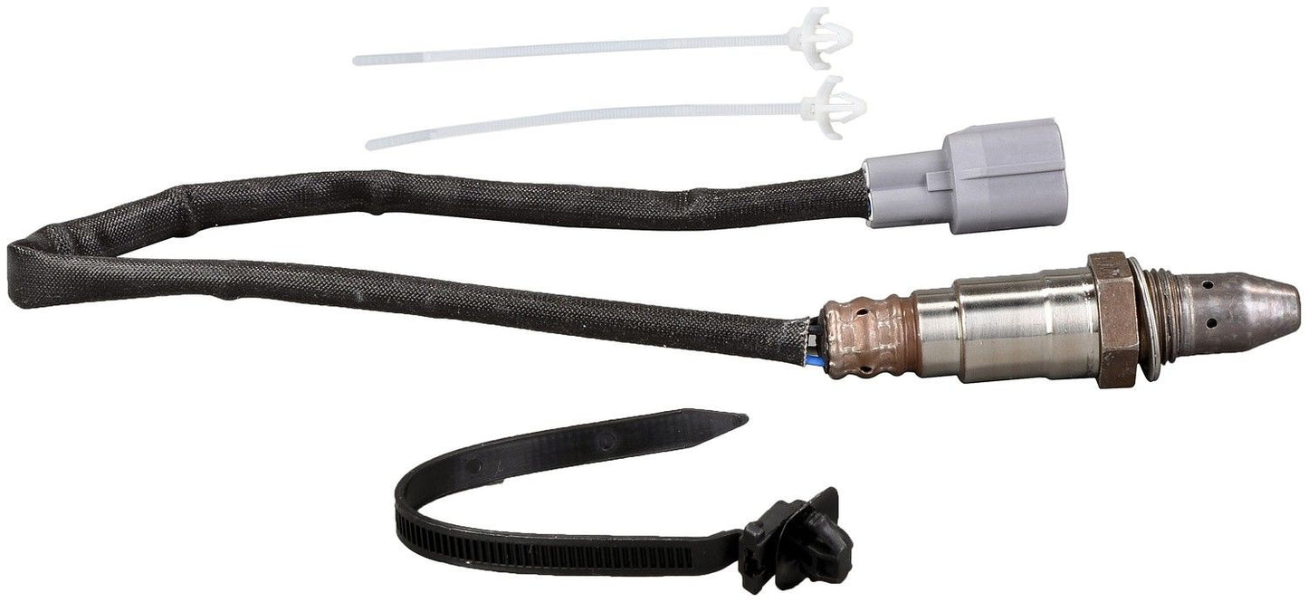 Right View of Right Oxygen Sensor BOSCH 18081