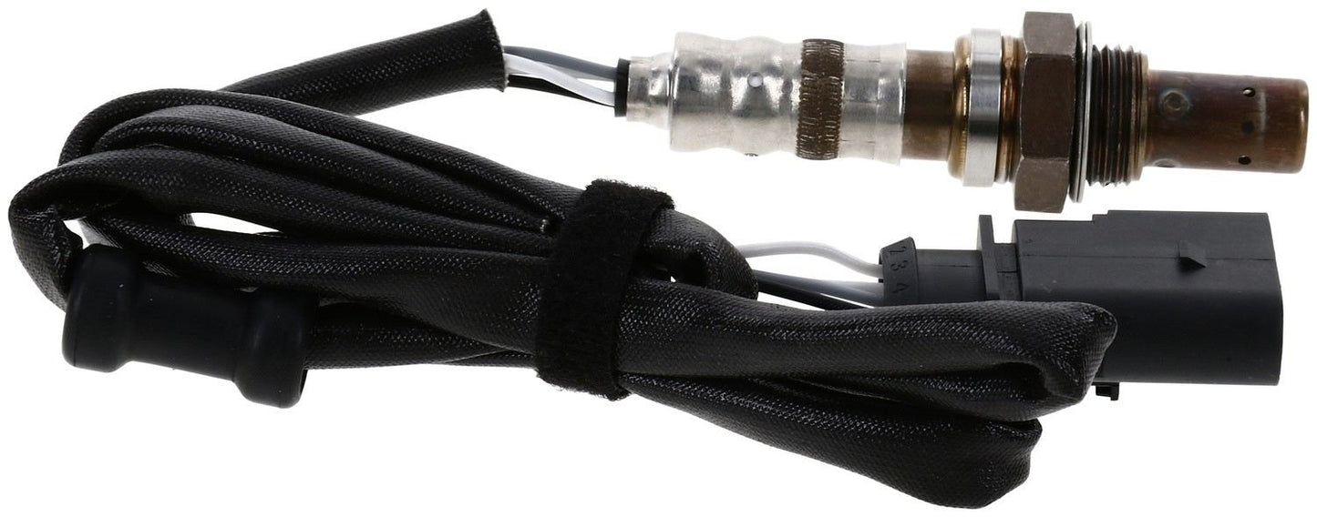 Right View of Downstream Oxygen Sensor BOSCH 18179