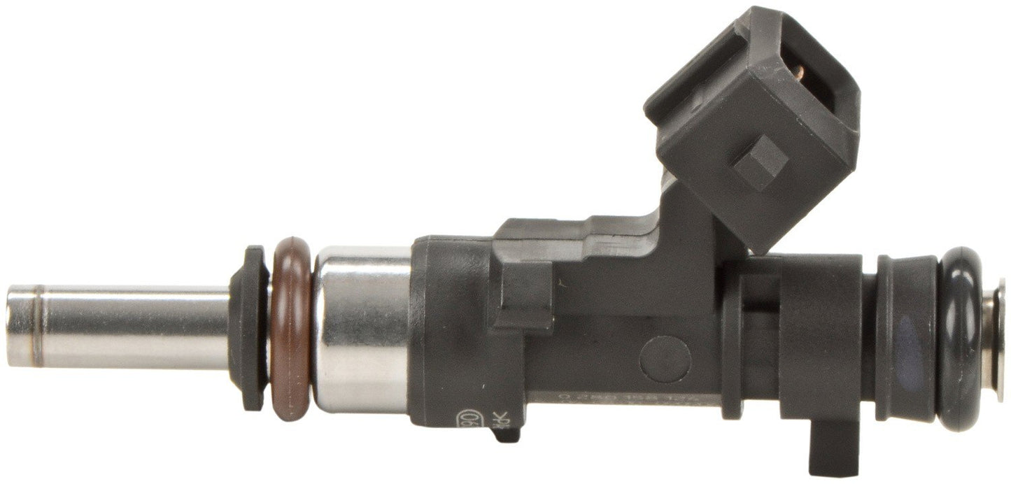 Right View of Fuel Injector BOSCH 62688