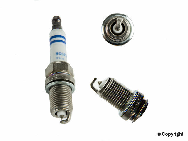 Top View of Spark Plug BOSCH 6703