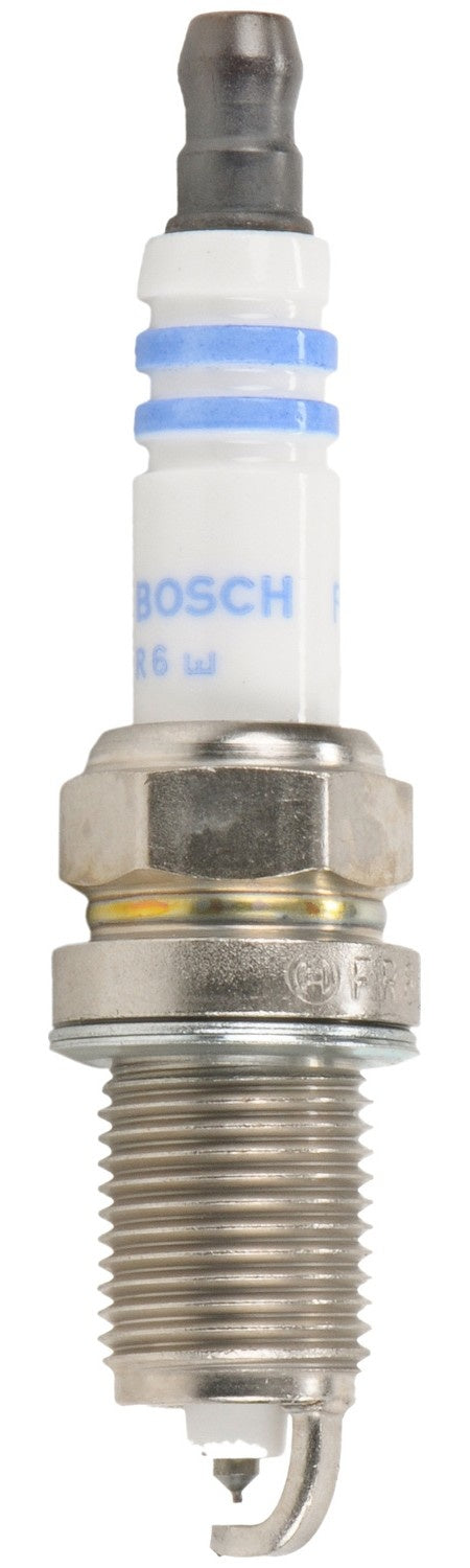 Front View of Spark Plug BOSCH 6707