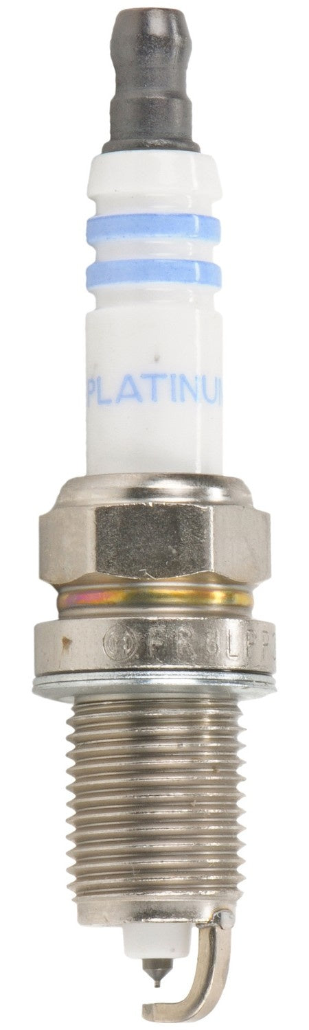 Front View of Spark Plug BOSCH 6725