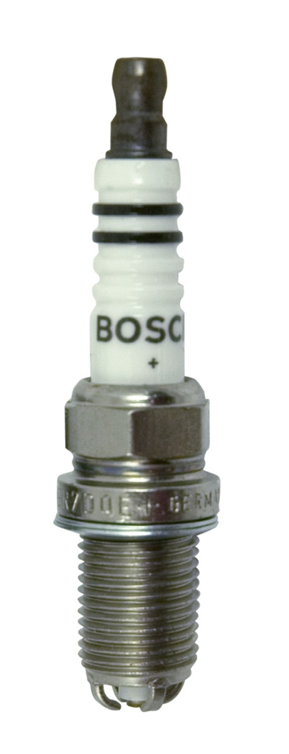 Front View of Spark Plug BOSCH 7401