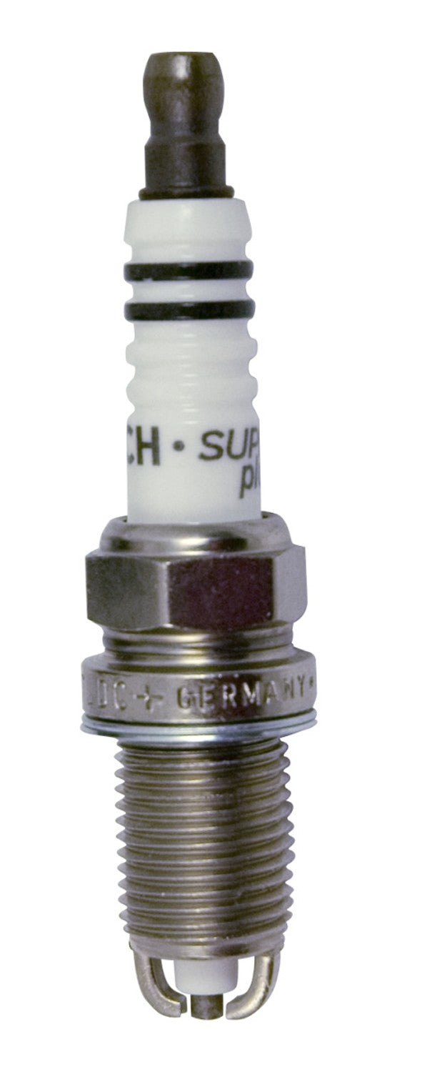 Front View of Spark Plug BOSCH 7402