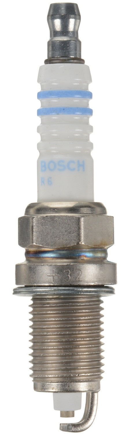 Front View of Spark Plug BOSCH 79015