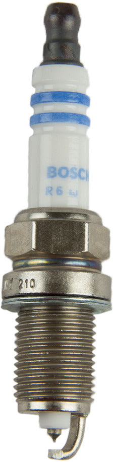 Side View of Spark Plug BOSCH 9604