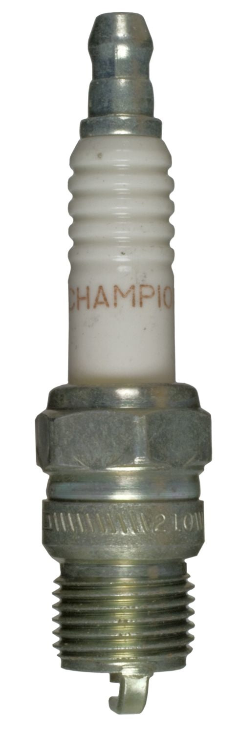 Top View of Spark Plug CHAMPION 121