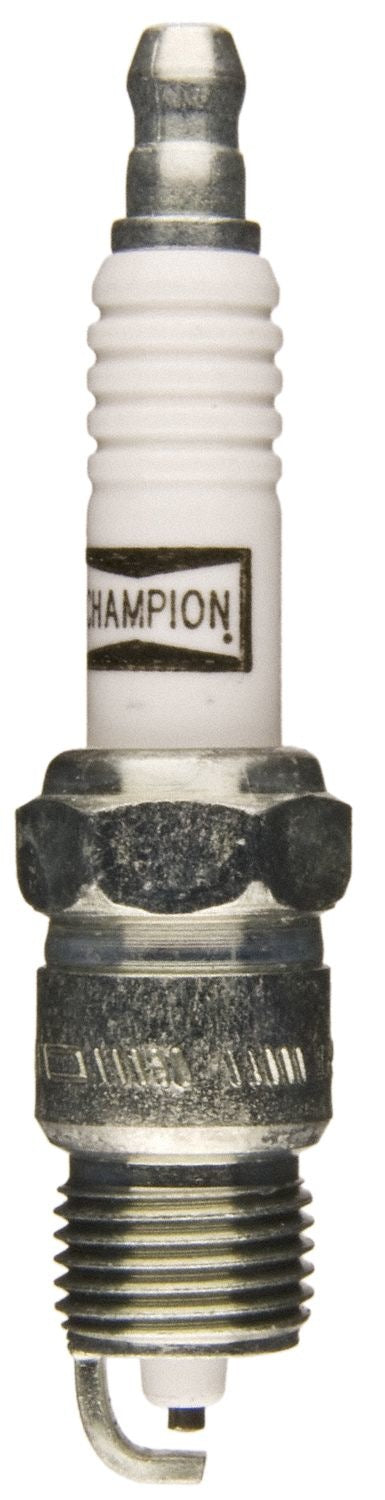 Top View of Spark Plug CHAMPION 3025