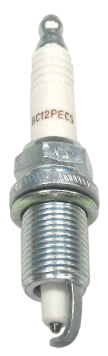 Top View of Spark Plug CHAMPION 3032