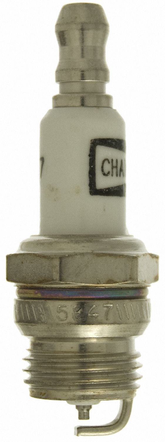 Top View of Spark Plug CHAMPION 847-1