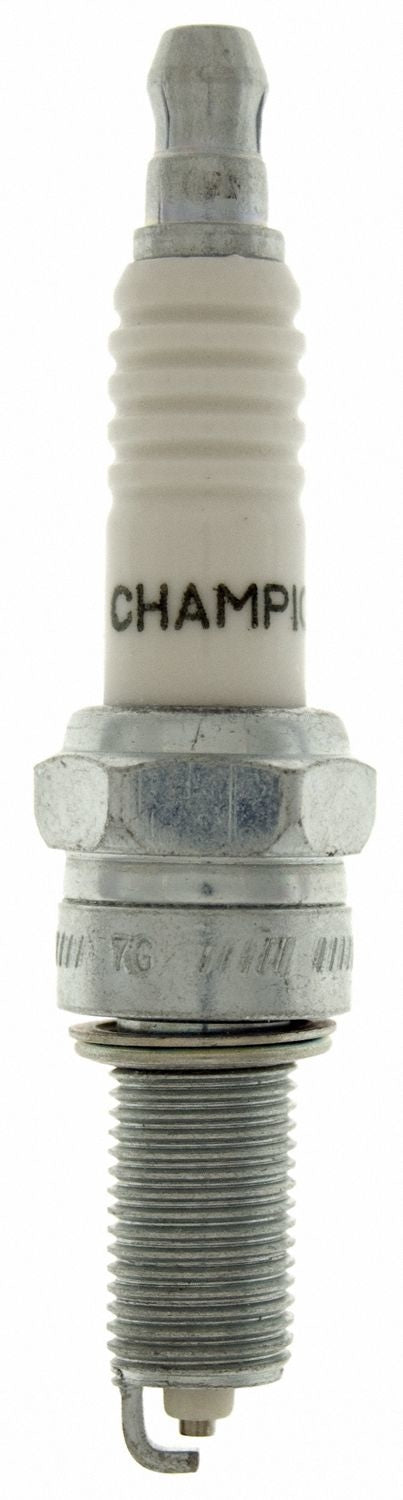 Top View of Spark Plug CHAMPION 977