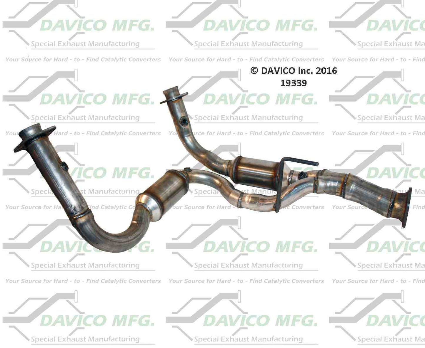 Angle View of Center Catalytic Converter DAVICO CATS 19339