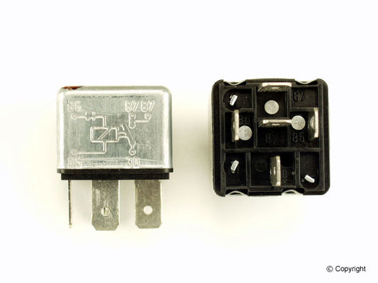 Front View of Fuel Pump Relay EUROSPARE AFU2913L