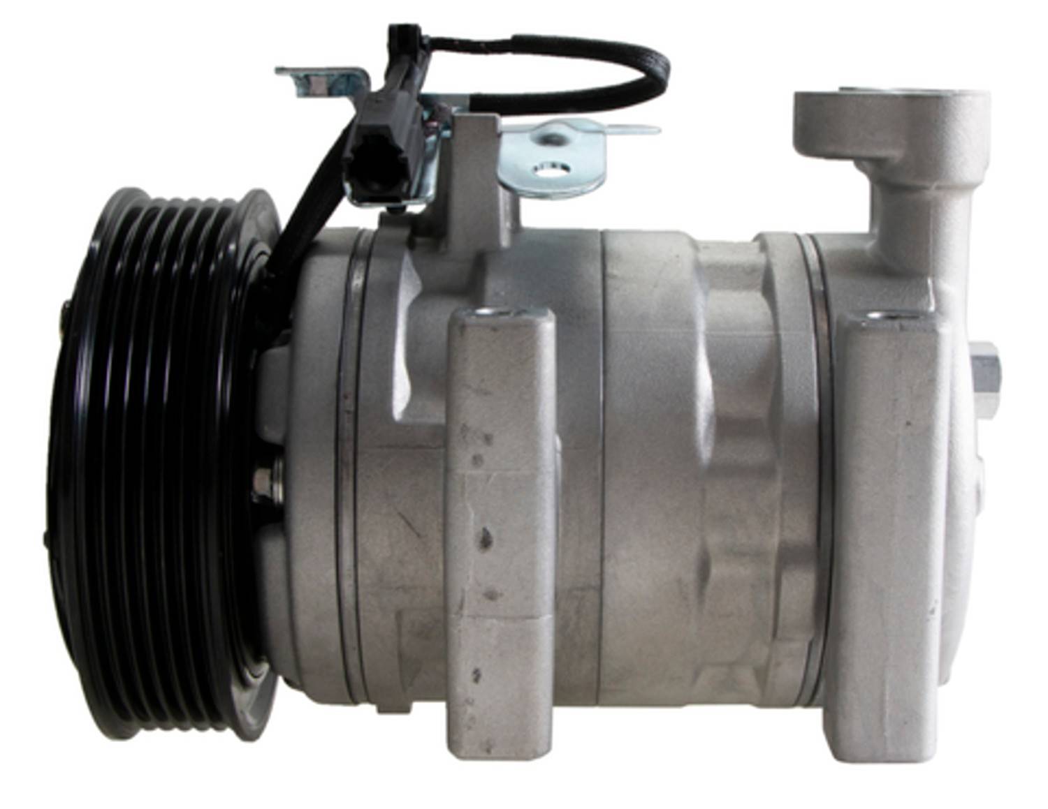 Right View of A/C Compressor FOUR SEASONS 158485