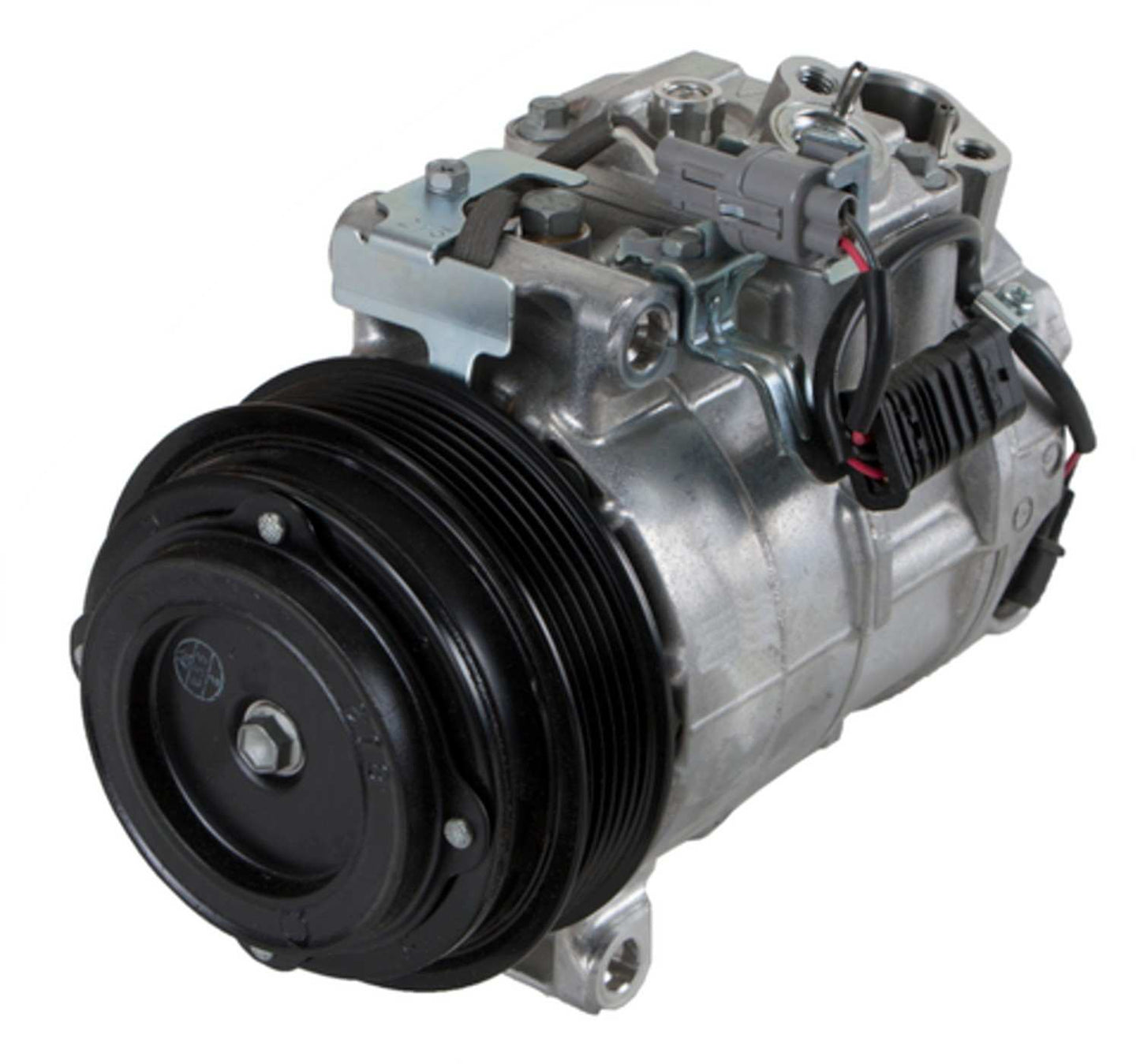 Angle View of A/C Compressor FOUR SEASONS 168322