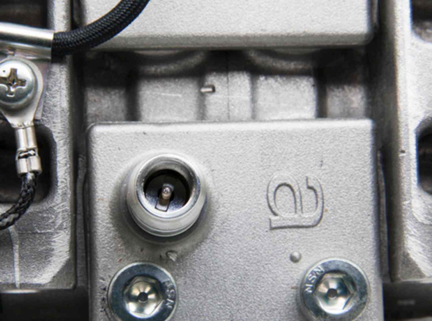 Connector View of A/C Compressor FOUR SEASONS 198311