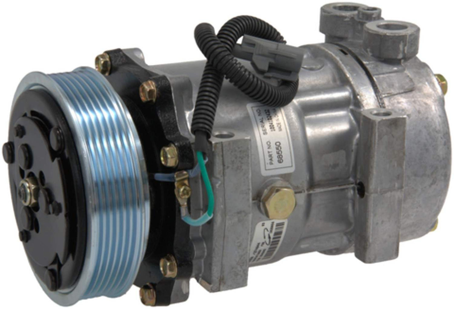 Angle View of A/C Compressor FOUR SEASONS 68550