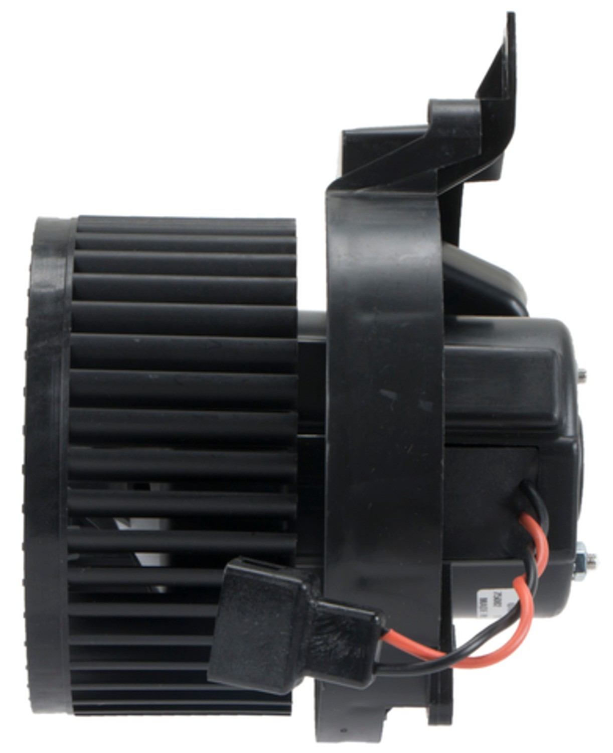 Right View of HVAC Blower Motor FOUR SEASONS 75082