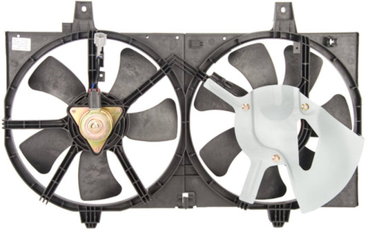 Angle View of Dual Radiator and Condenser Fan Assembly FOUR SEASONS 75527