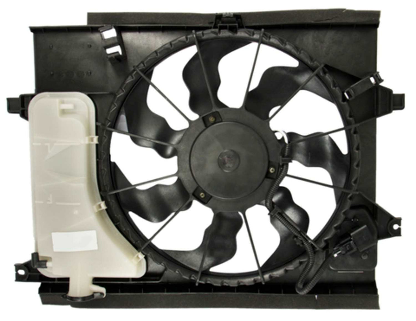 Angle View of Engine Cooling Fan Assembly FOUR SEASONS 76277