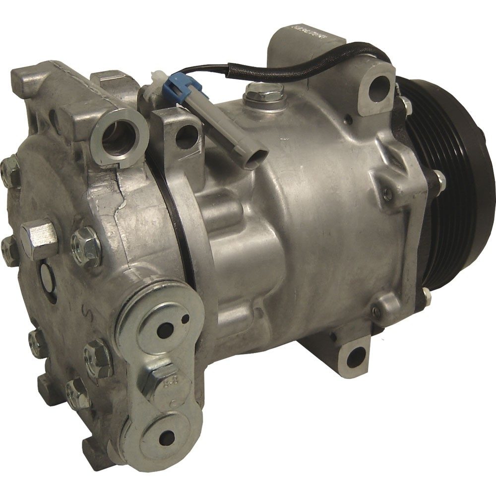 Front View of A/C Compressor GPD 6512124