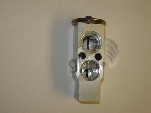 Back View of A/C Receiver Drier Kit GPD 9412060