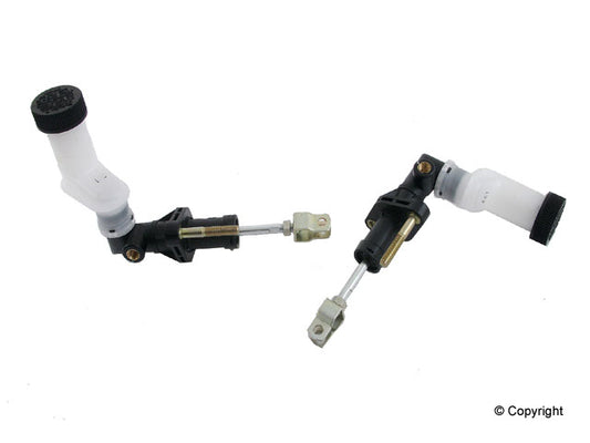 Front View of Clutch Master Cylinder GENUINE 0K20W41400