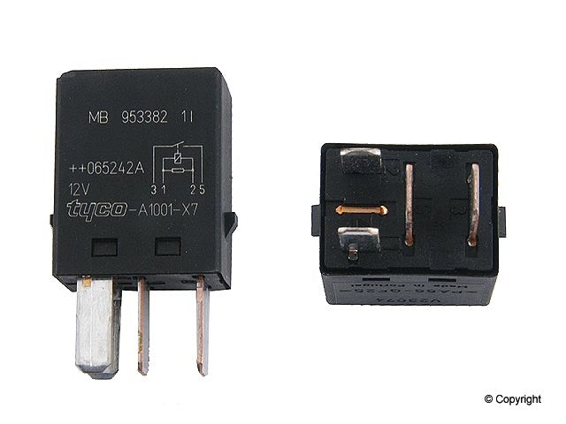 Front View of Multi Purpose Relay GENUINE 30870938